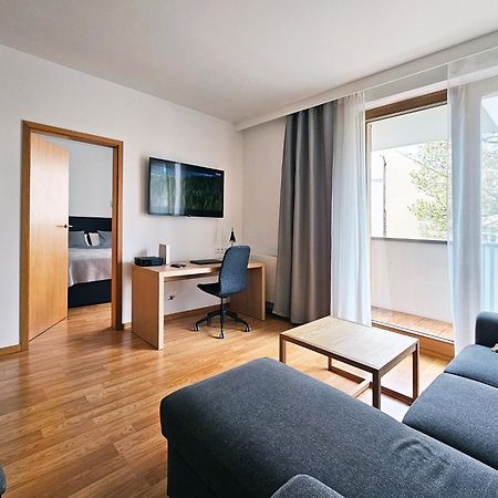 Old Town Plaza Apartment Krakow Luaran gambar